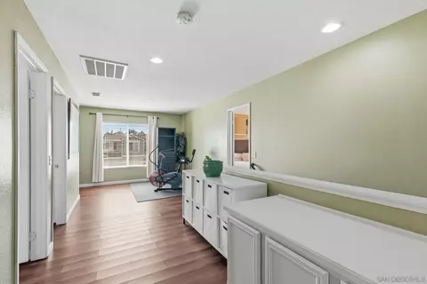 Entry Way - 1349 Thunder Spring Dr, Chula Vista, CA 91915 photo 3 of 6
