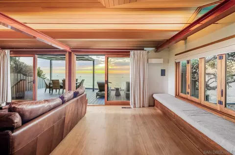 Living - 330 Neptune Ave, Encinitas, CA 92024 photo 1 of 3