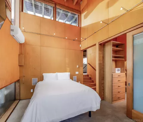 Bedroom - 330 Neptune Ave, Encinitas, CA 92024 photo 2 of 4