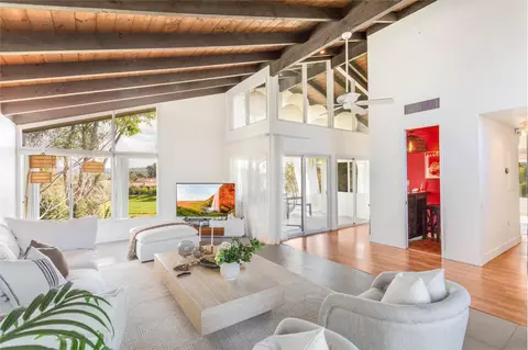 11947 Bajada Rd, San Diego, CA 92128