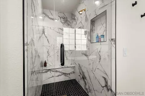 Bath - 3224 Avenida La Cima, Carlsbad, CA 92009 photo 4 of 6
