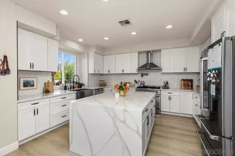 Kitchen - 3224 Avenida La Cima, Carlsbad, CA 92009 photo 2 of 4