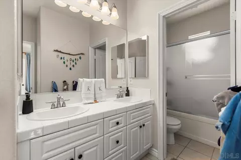 Bath - 3224 Avenida La Cima, Carlsbad, CA 92009 photo 6 of 6