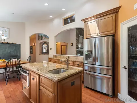 Kitchen - 176 Ransom Hill Ln, Ramona, CA 92065 photo 4 of 4