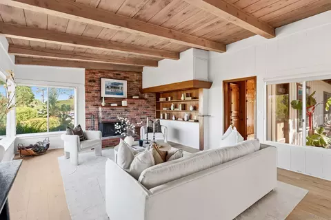 Living - 459 Carolina Rd, Del Mar, CA 92014 photo 3 of 5