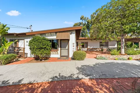 Exterior - 459 Carolina Rd, Del Mar, CA 92014 photo 12 of 21