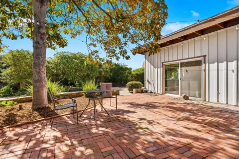 Exterior - 459 Carolina Rd, Del Mar, CA 92014 photo 9 of 21