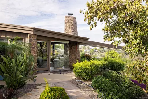 4421 Mayapan Dr, La Mesa, CA 91941