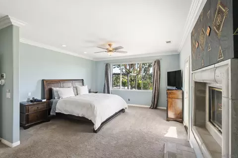 Bedroom - 2821 Summit Dr, Escondido, CA 92025 photo 1 of 5