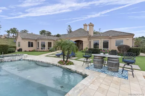 Exterior - 15480 Eastvale Rd, Poway, CA 92064 photo 17 of 24