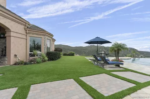 Exterior - 15480 Eastvale Rd, Poway, CA 92064 photo 8 of 24