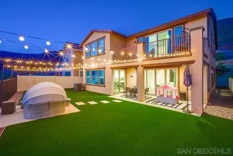 Exterior - 35828 Blue Breton Dr, Fallbrook, CA 92028 photo 4 of 10