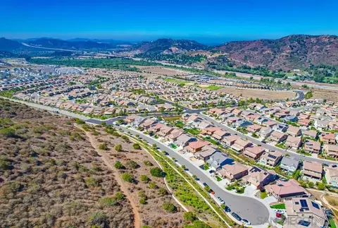 View/Area - 35828 Blue Breton Dr, Fallbrook, CA 92028 photo 5 of 7