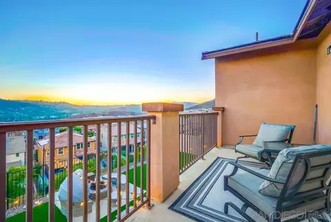 Exterior - 35828 Blue Breton Dr, Fallbrook, CA 92028 photo 2 of 10