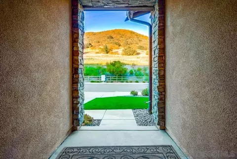Entry Way - 35828 Blue Breton Dr, Fallbrook, CA 92028 photo 8 of 8