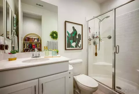 Bath - 35828 Blue Breton Dr, Fallbrook, CA 92028 photo 1 of 8