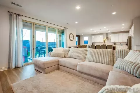 Living - 35828 Blue Breton Dr, Fallbrook, CA 92028 photo 1 of 2