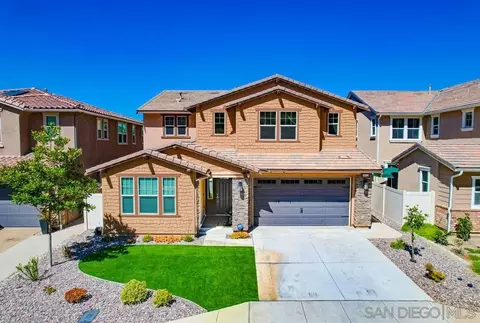 Exterior - 35828 Blue Breton Dr, Fallbrook, CA 92028 photo 7 of 10