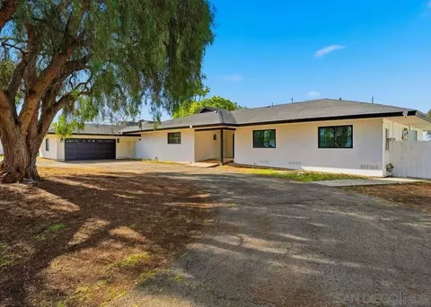82 Second Ave, Chula Vista, CA 91910