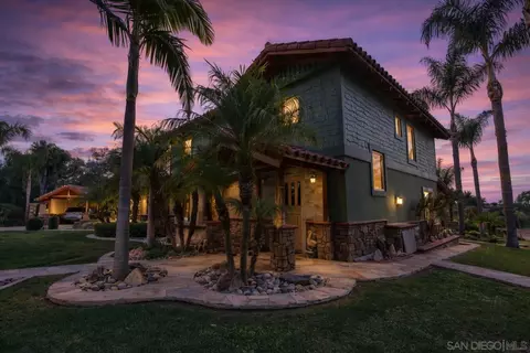 Exterior - 3097 Green Heather Ln, Fallbrook, CA 92028 photo 3 of 15