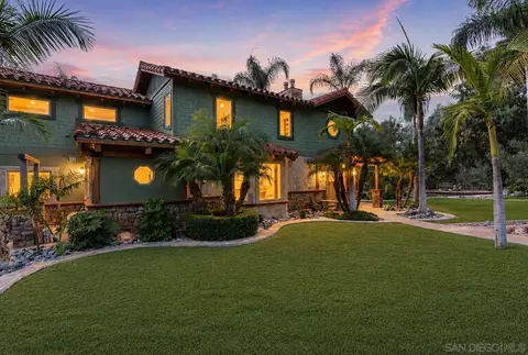 3097 Green Heather Ln, Fallbrook, CA 92028