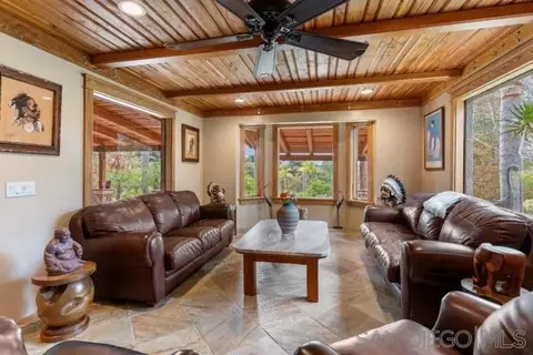 Living - 3097 Green Heather Ln, Fallbrook, CA 92028 photo 1 of 3