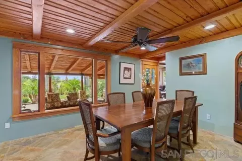 Dining - 3097 Green Heather Ln, Fallbrook, CA 92028 photo 2 of 3