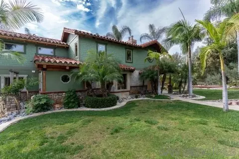 Exterior - 3097 Green Heather Ln, Fallbrook, CA 92028 photo 8 of 15