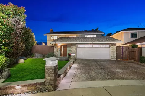 5134 Park Rim Dr, San Diego, CA 92117