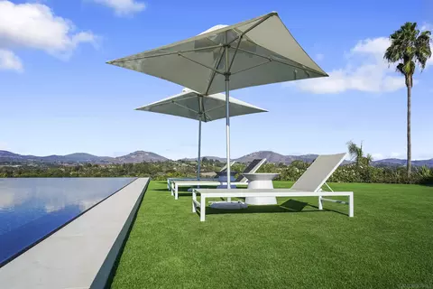 Exterior - 5516 La Crescenta, Rancho Santa Fe, CA 92067 photo 5 of 17