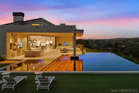 Exterior - 5516 La Crescenta, Rancho Santa Fe, CA 92067 photo 12 of 17