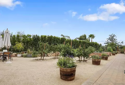 Exterior - 5516 La Crescenta, Rancho Santa Fe, CA 92067 photo 11 of 17