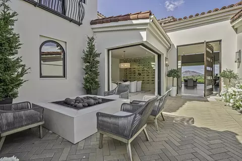 Exterior - 5516 La Crescenta, Rancho Santa Fe, CA 92067 photo 2 of 17