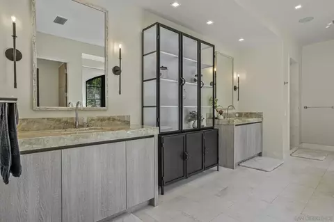 Bath - 5516 La Crescenta, Rancho Santa Fe, CA 92067 photo 2 of 2