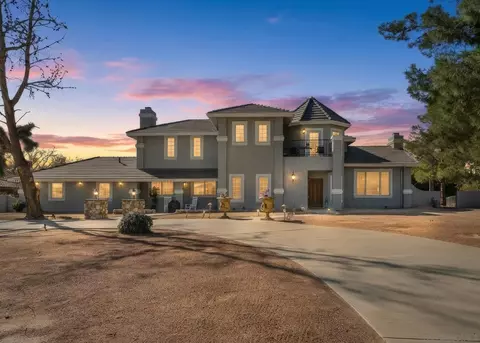 19775 Symeron Rd, Apple Valley, CA 92307