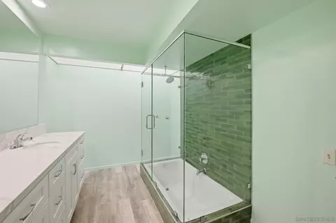 Bath - 86 Half Moon Bnd, Coronado, CA 92118 photo 2 of 5