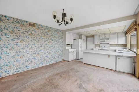 Dining - 86 Half Moon Bnd, Coronado, CA 92118 photo 1 of 1