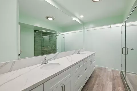 Bath - 86 Half Moon Bnd, Coronado, CA 92118 photo 1 of 5