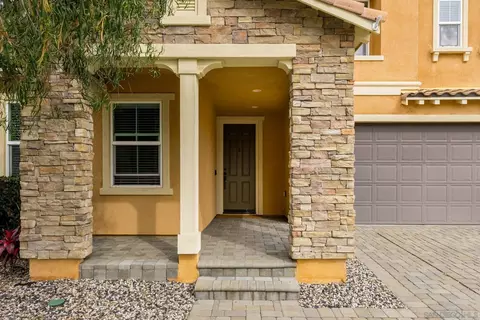 Exterior - 938 Hydra Ct, San Marcos, CA 92069 photo 3 of 8