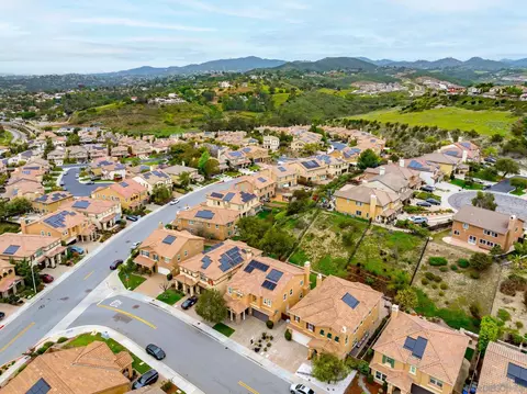 View/Area - 938 Hydra Ct, San Marcos, CA 92069 photo 6 of 7