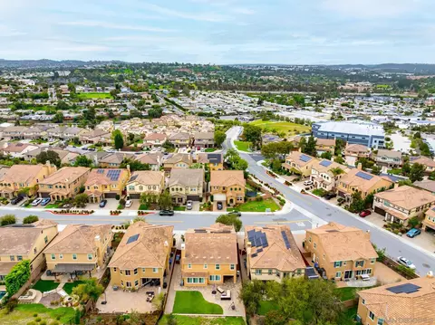 View/Area - 938 Hydra Ct, San Marcos, CA 92069 photo 5 of 7