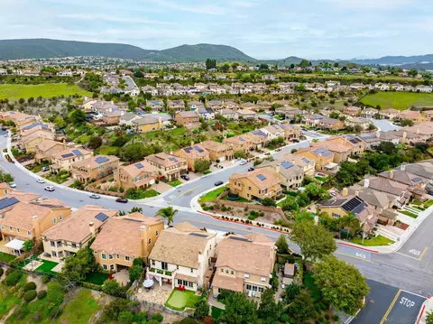View/Area - 938 Hydra Ct, San Marcos, CA 92069 photo 1 of 7