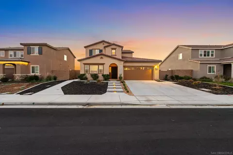 Exterior - 28331 Memory Ln, Winchester, CA 92596 photo 6 of 6