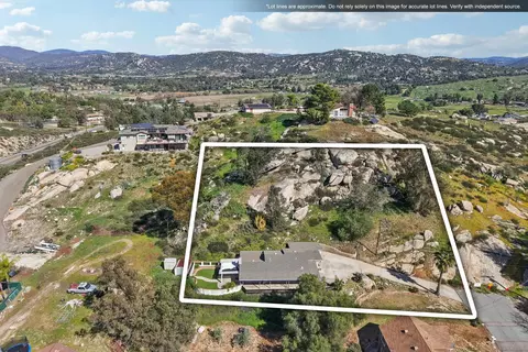 View/Area - 203 D St, Ramona, CA 92065 photo 4 of 5