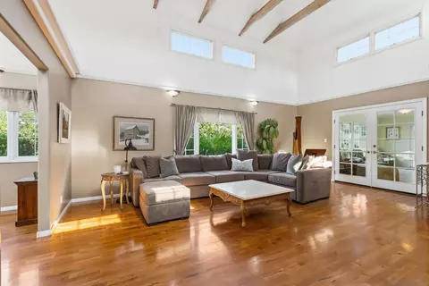 Living - 4083 Nabal, La Mesa, CA 91941 photo 4 of 6