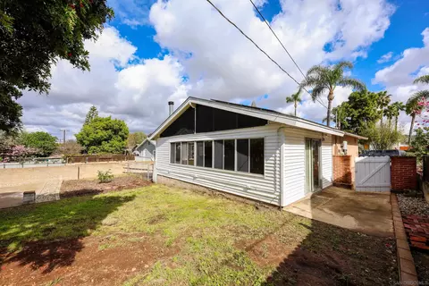 Exterior - 4324 Oxford St, La Mesa, CA 91942 photo 3 of 9