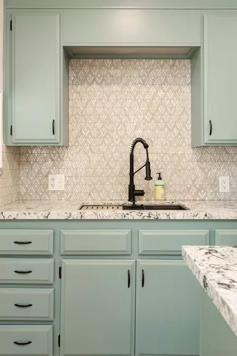 Kitchen - 4324 Oxford St, La Mesa, CA 91942 photo 3 of 3