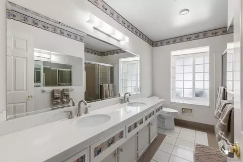 Bath - 481 Stable Ridge St, El Cajon, CA 92019 photo 4 of 4