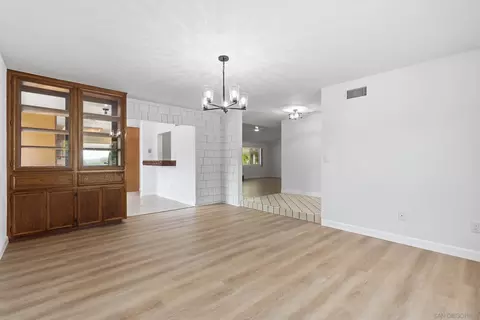Living - 481 Stable Ridge St, El Cajon, CA 92019 photo 2 of 6