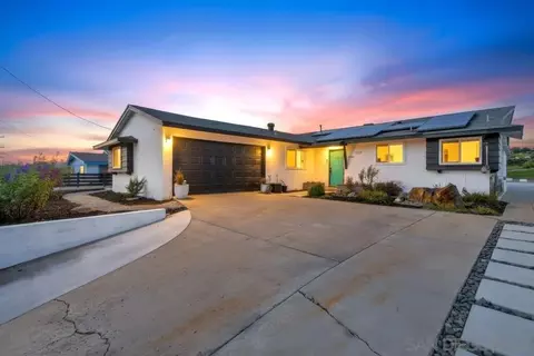1670 Primera St, Lemon Grove, CA 91945